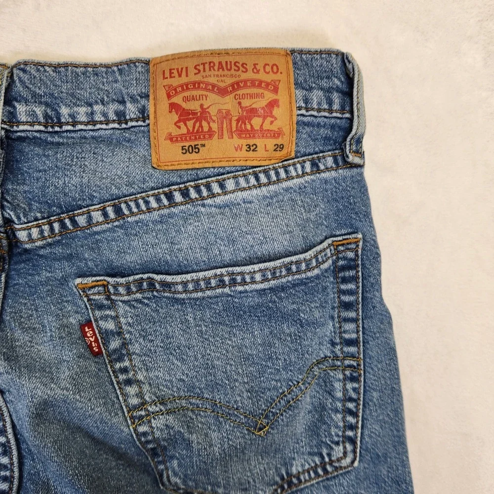 Levis‎ 505 Regular Fit Mens Blue Jeans Medium Wash 32x29 00505-2912 Distressed